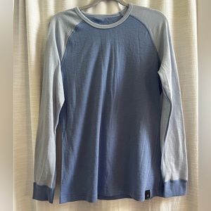 Mountain warehouse, extreme Marino, long sleeved women’s tops size US 14.